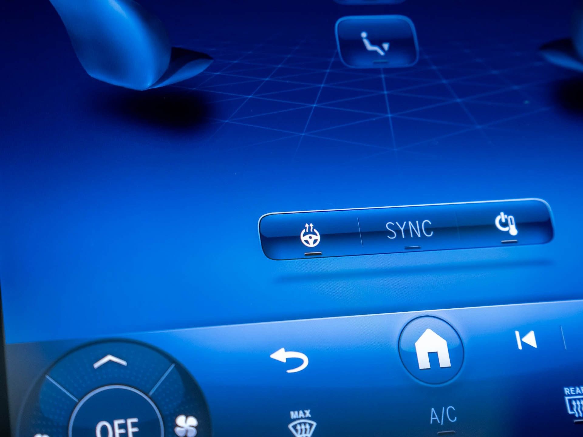 New 2026 Mercedes-Benz GLC 300 4MATIC image 29