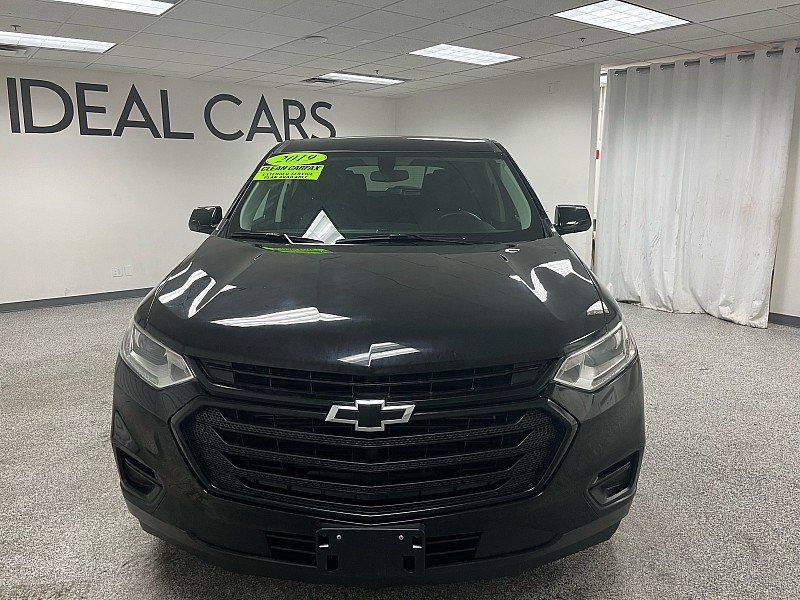 Used 2019 Chevrolet Traverse LS w/ LPO, Blackout Package image 2