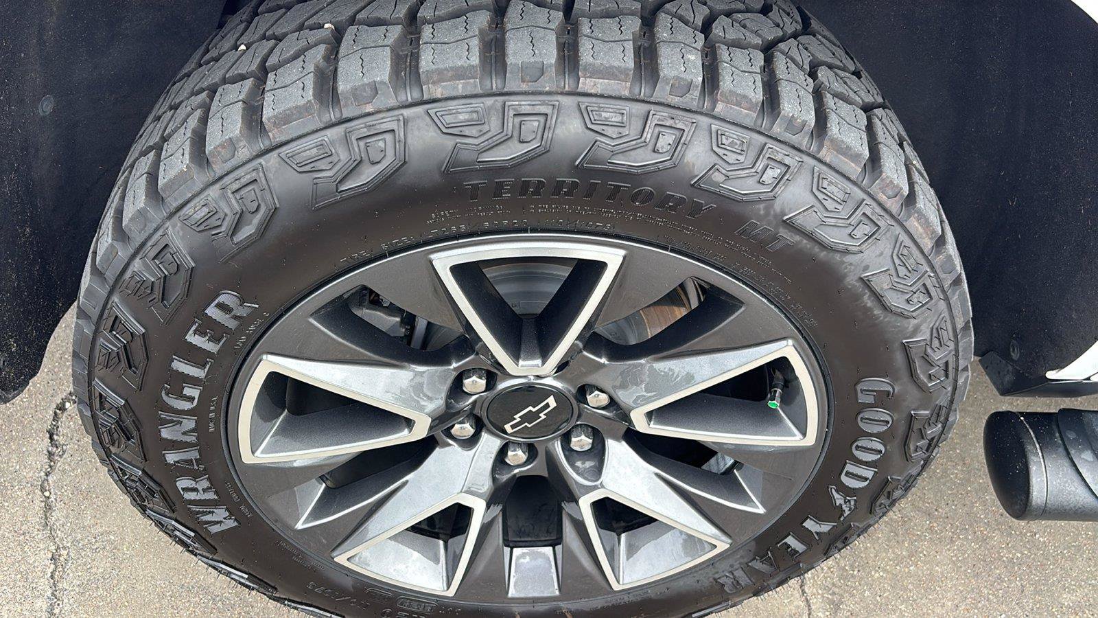 Certified 2022 Chevrolet Tahoe Z71 AWD/4WD image 11