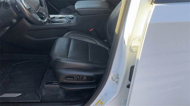 Used 2020 Chevrolet Traverse Premier w/ Redline Edition image 19