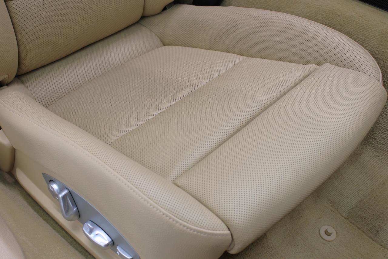 Used 2014 Porsche Panamera S image 51