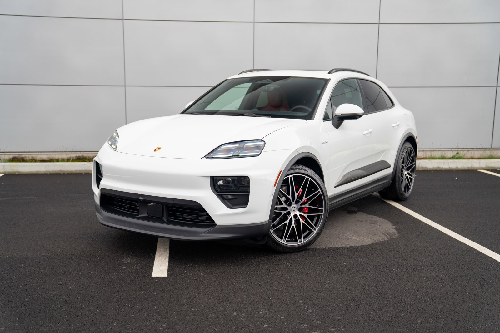 New 2026 Porsche Macan 4S Electric