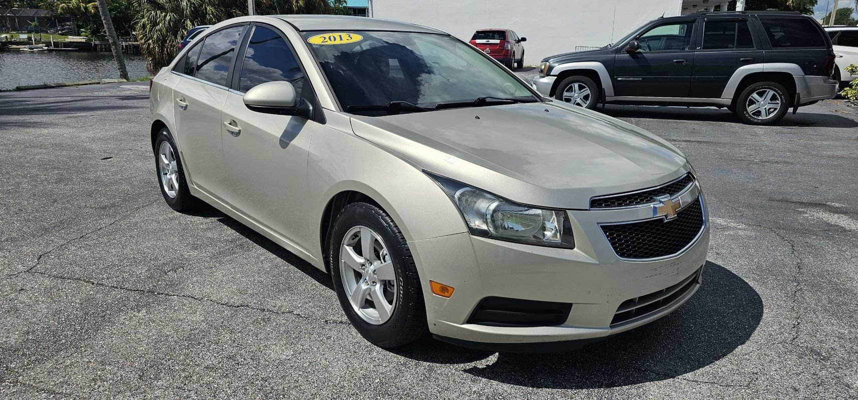 Used 2013 Chevrolet Cruze LT FWD image 7