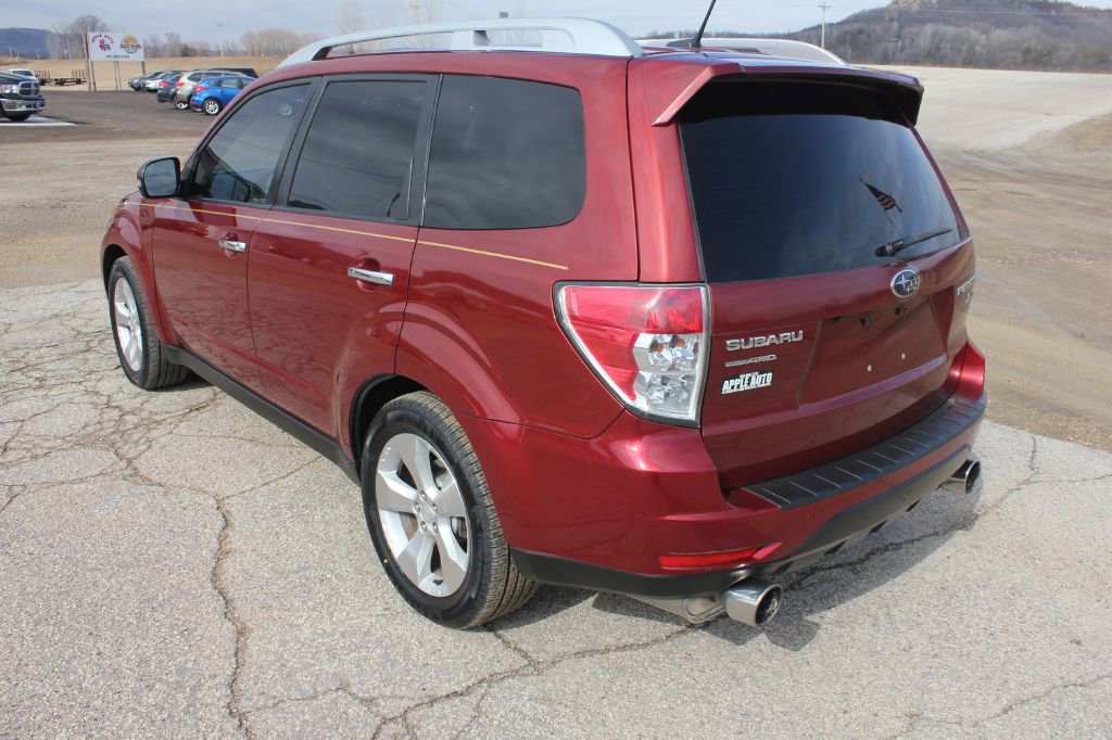 Used 2011 Subaru Forester 2.5XT Touring AWD/4WD image 8