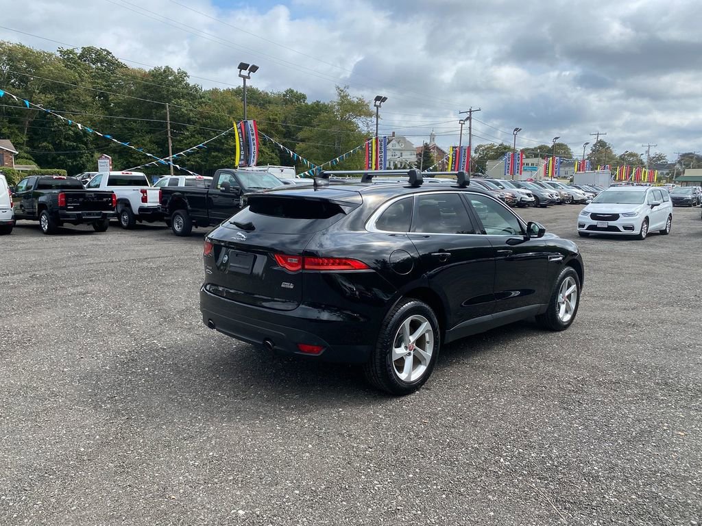 Used 2020 Jaguar F-PACE Premium image 5