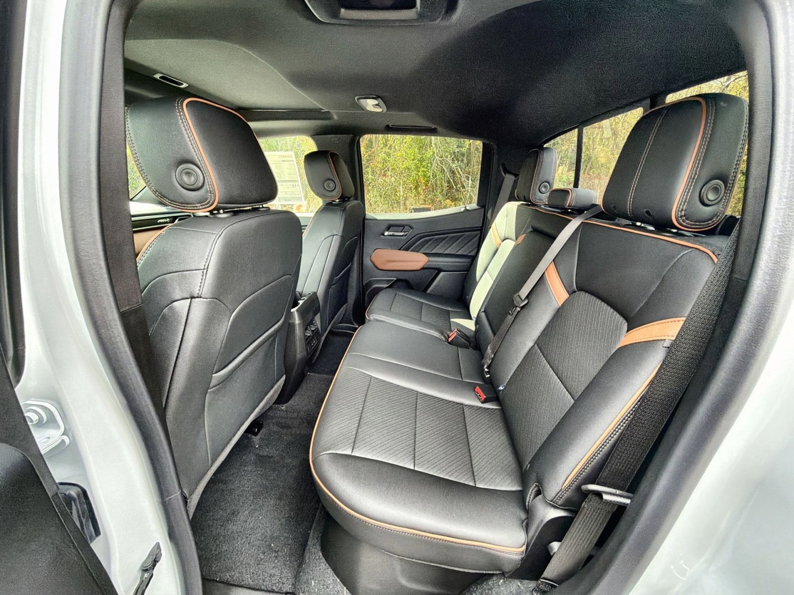 New 2026 GMC Canyon AT4 w/ Technology Plus Package image 25