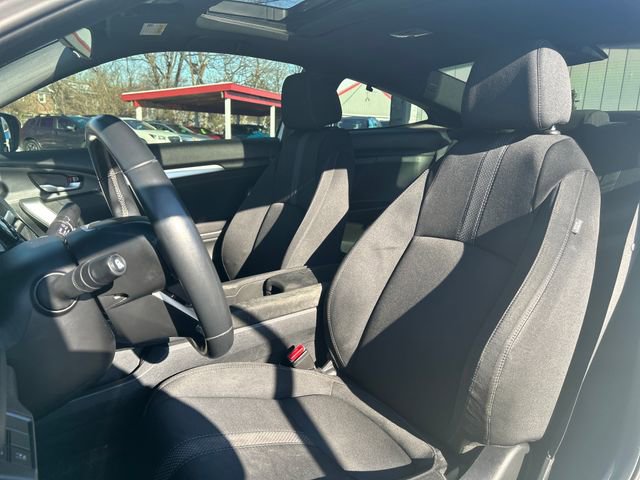 Used 2020 Honda Civic EX image 10