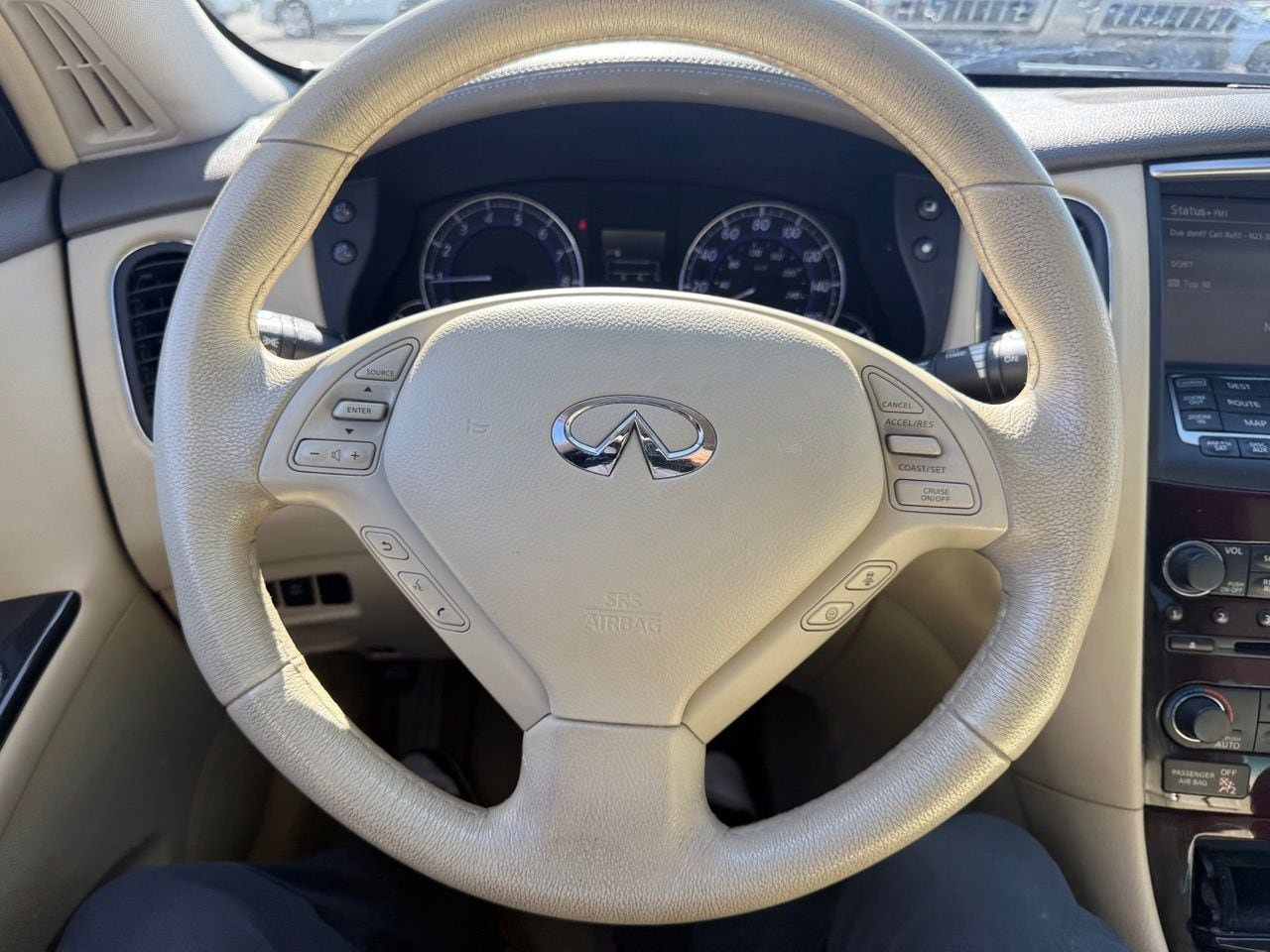 Used 2011 INFINITI EX35 Journey w/ Technology Pkg AWD/4WD image 17