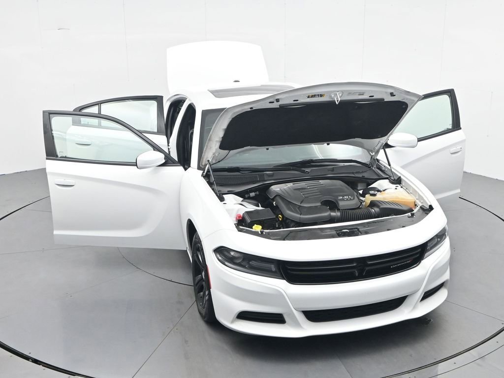 Used 2020 Dodge Charger SXT w/ Leather Interior Group image 32