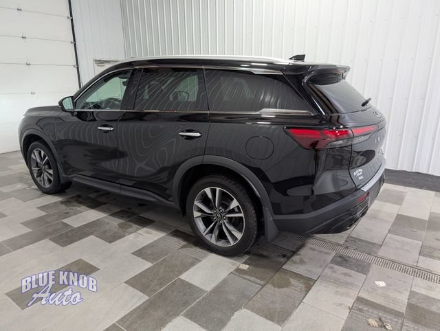 Used 2023 INFINITI QX60 Luxe w/ Cargo Package AWD/4WD image 2