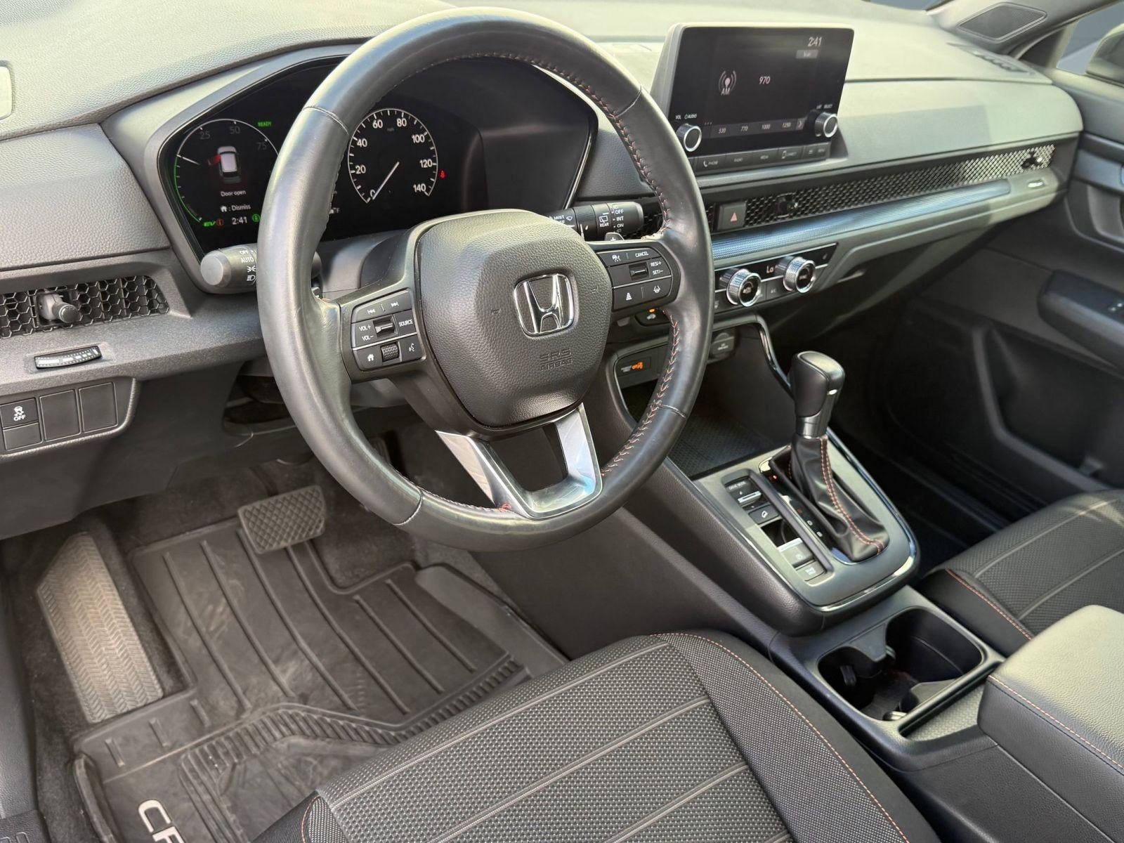 Used 2023 Honda CR-V Sport image 4