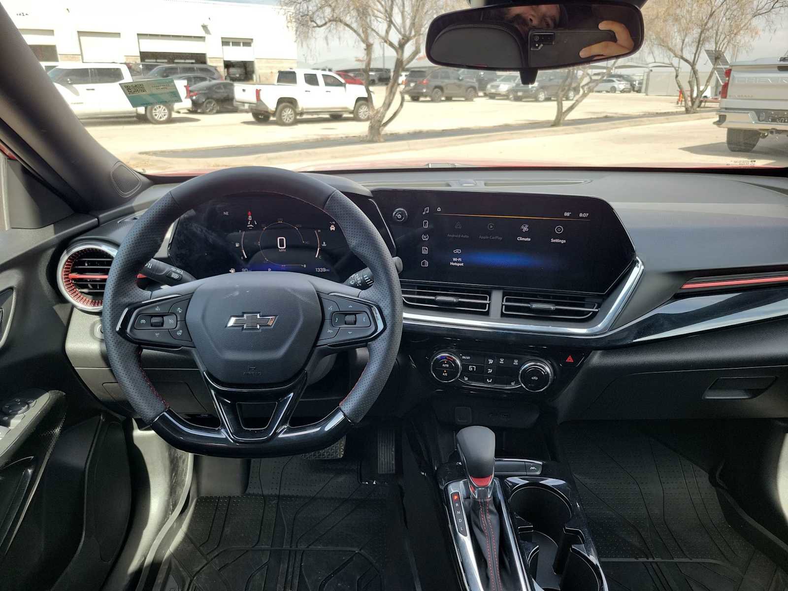 Used 2026 Chevrolet Trax RS w/ Driver Confidence Package image 6