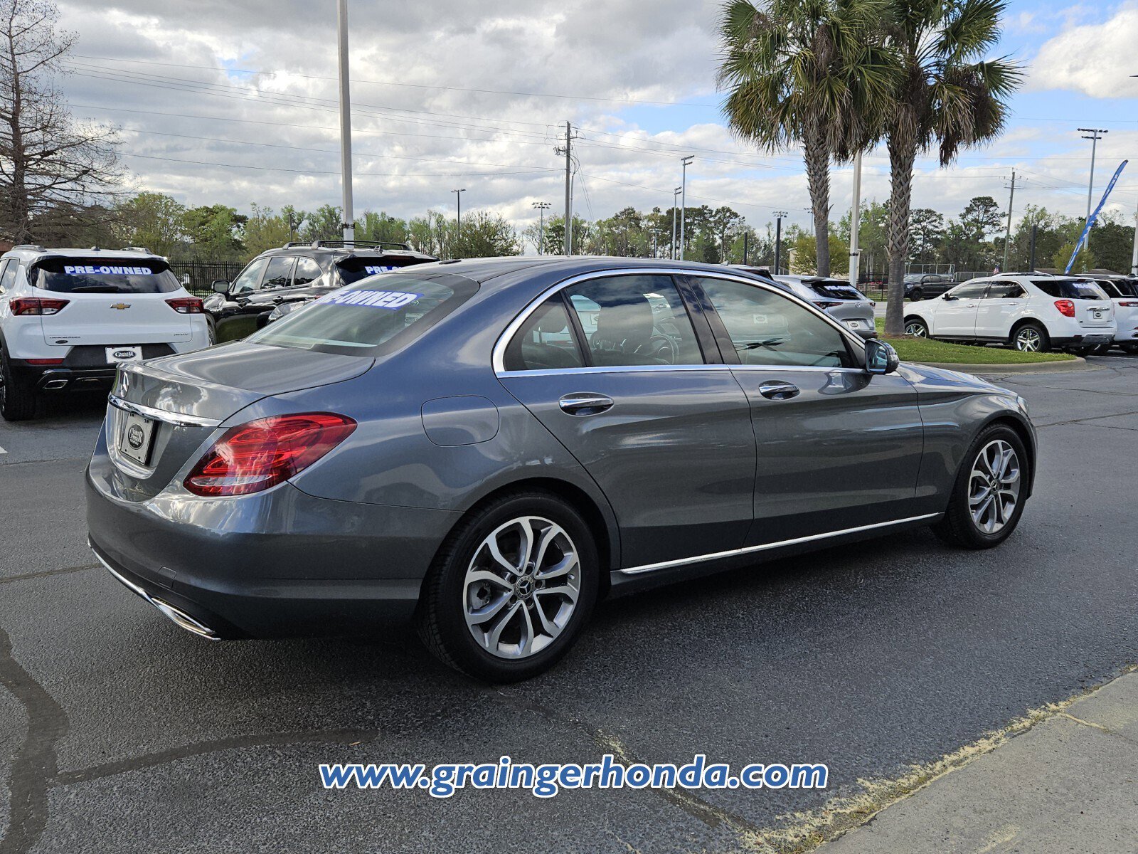 Used 2018 Mercedes-Benz C 300 Sedan image 5