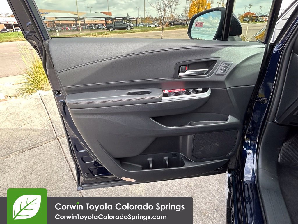 New 2026 Toyota Sienna Platinum AWD/4WD image 8