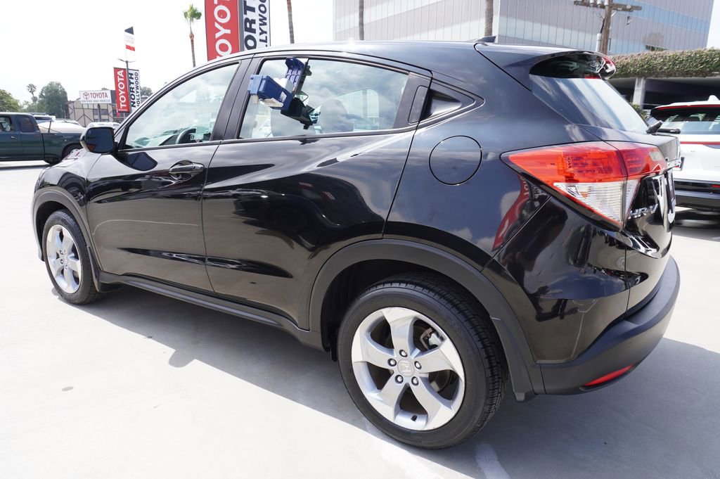 Used 2019 Honda HR-V LX image 5