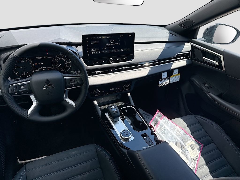 New 2026 Mitsubishi Outlander LE FWD image 22