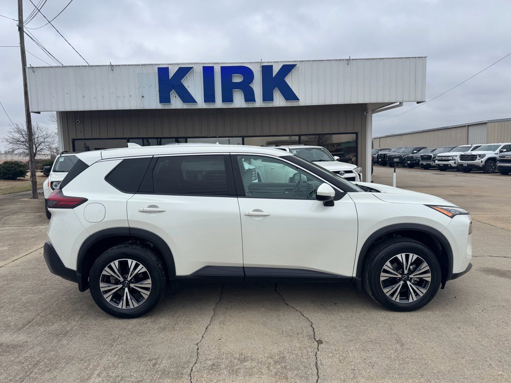 Used 2023 Nissan Rogue SV image 6