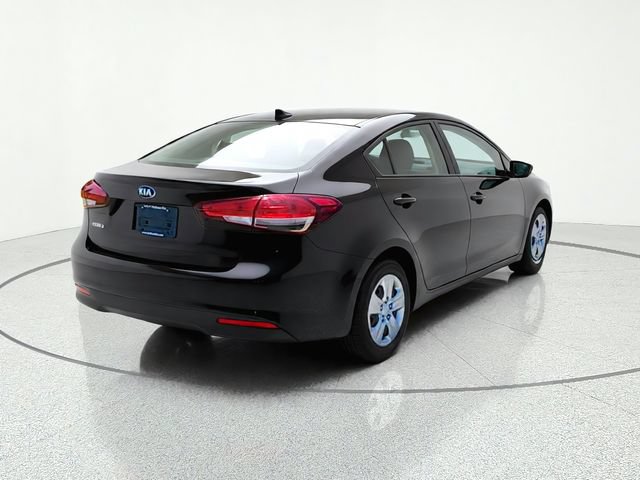 Used 2017 Kia Forte LX FWD image 6