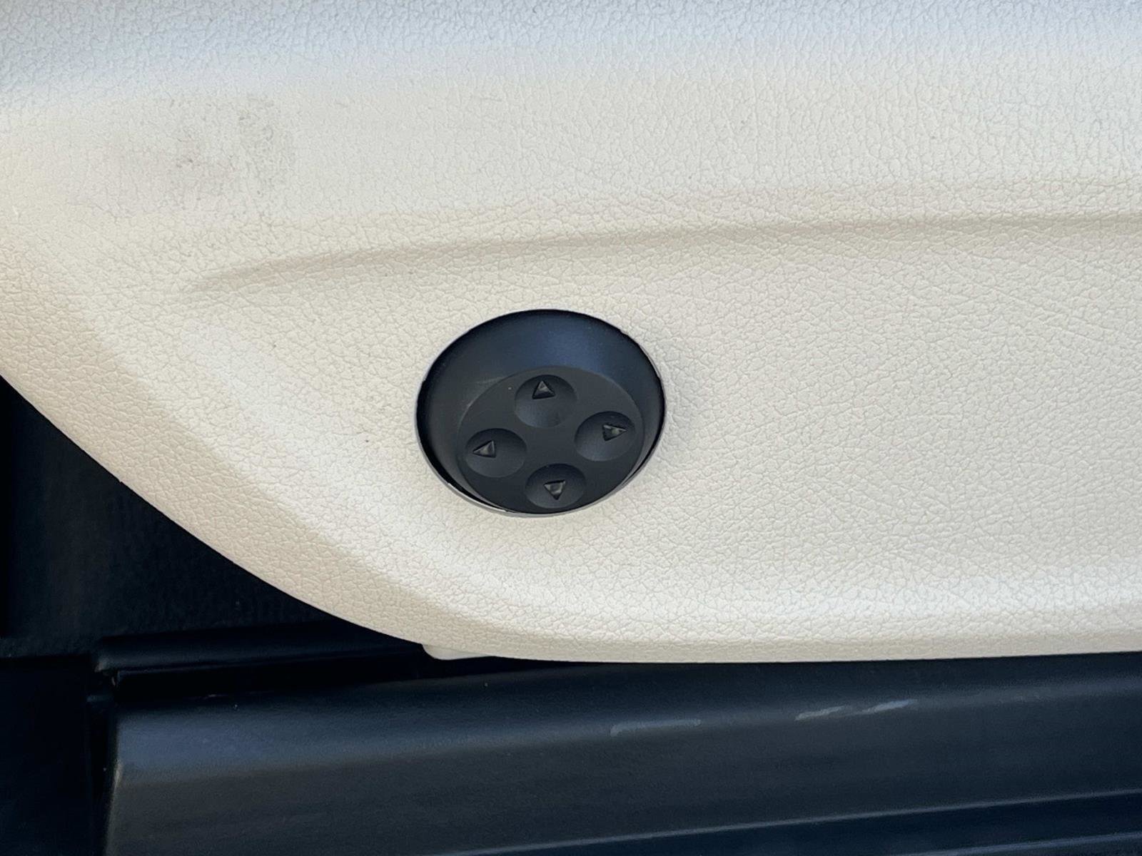 Used 2020 Mercedes-Benz GLE 350 image 24