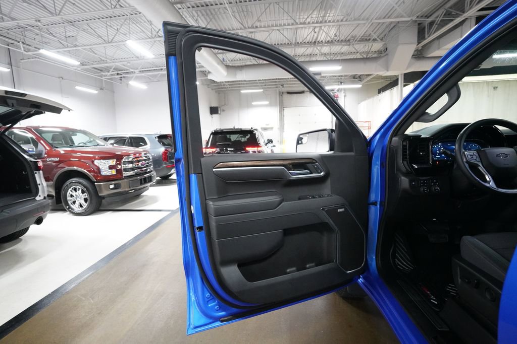 Certified 2025 Chevrolet Silverado 1500 RST image 27
