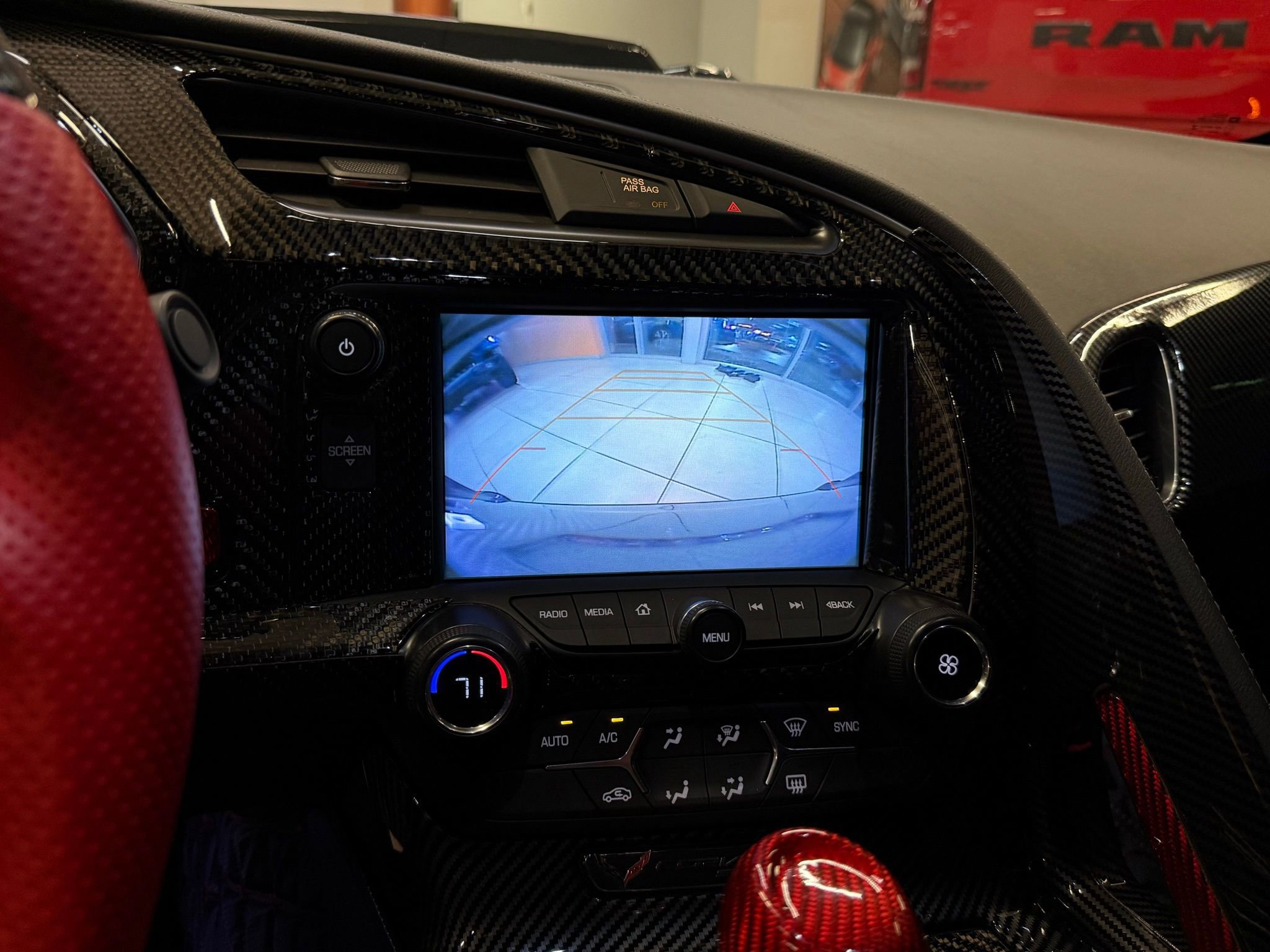 Used 2019 Chevrolet Corvette Stingray Coupe w/ Carbon Flash Badge Package image 48