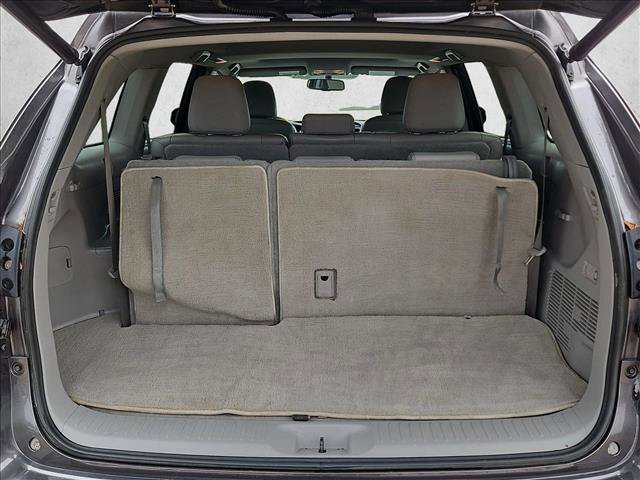 Used 2016 Toyota Highlander XLE AWD/4WD image 12