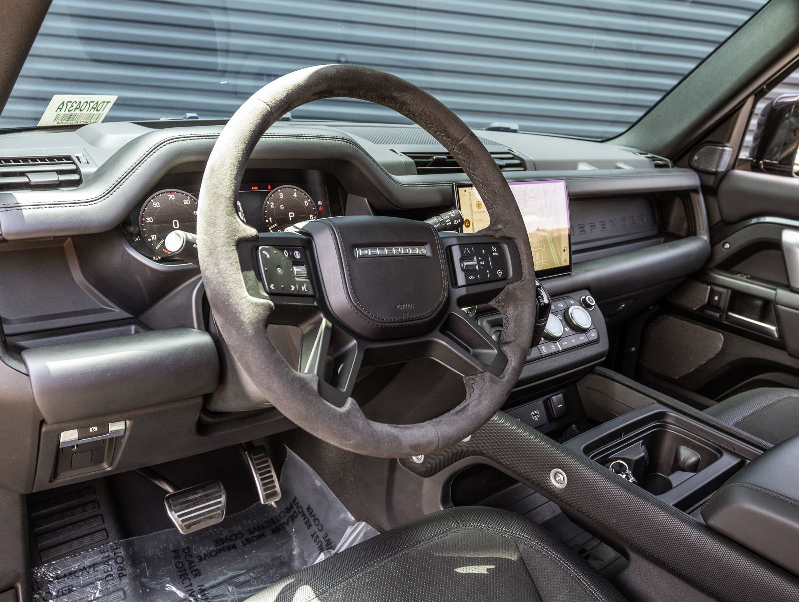 Used 2024 Land Rover Defender 110 Carpathian Edition AWD/4WD image 4