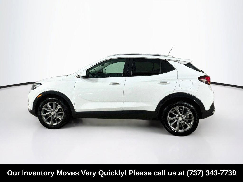 Used 2021 Buick Encore GX Essence w/ Experience Buick Package FWD image 4