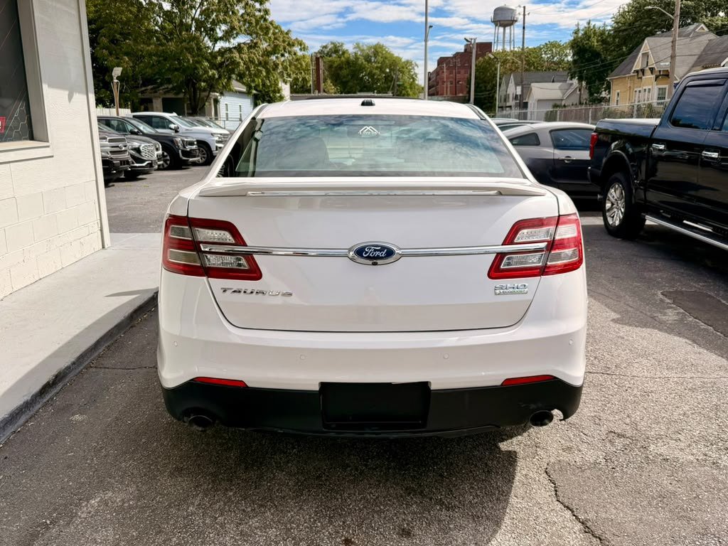Used 2019 Ford Taurus SHO AWD/4WD image 20