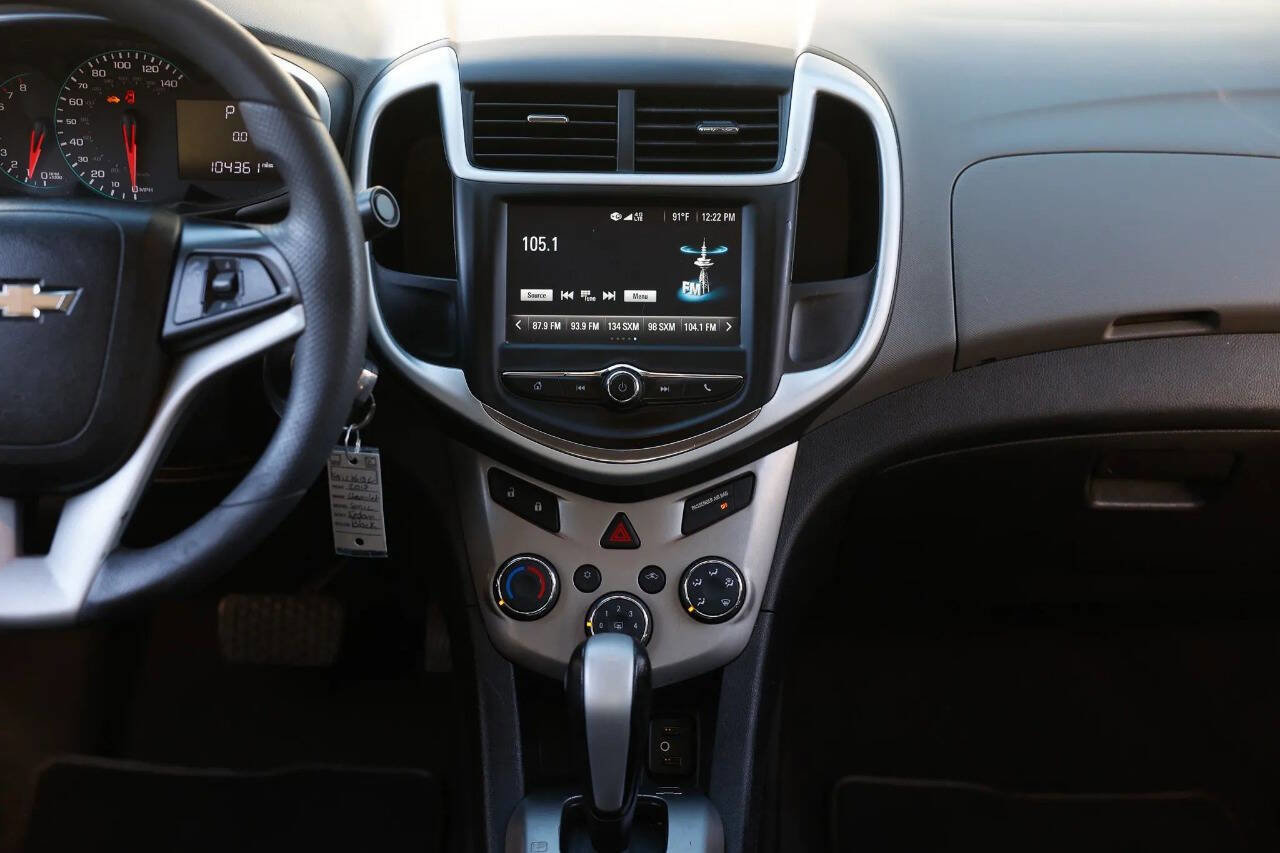 Used 2017 Chevrolet Sonic LT image 43