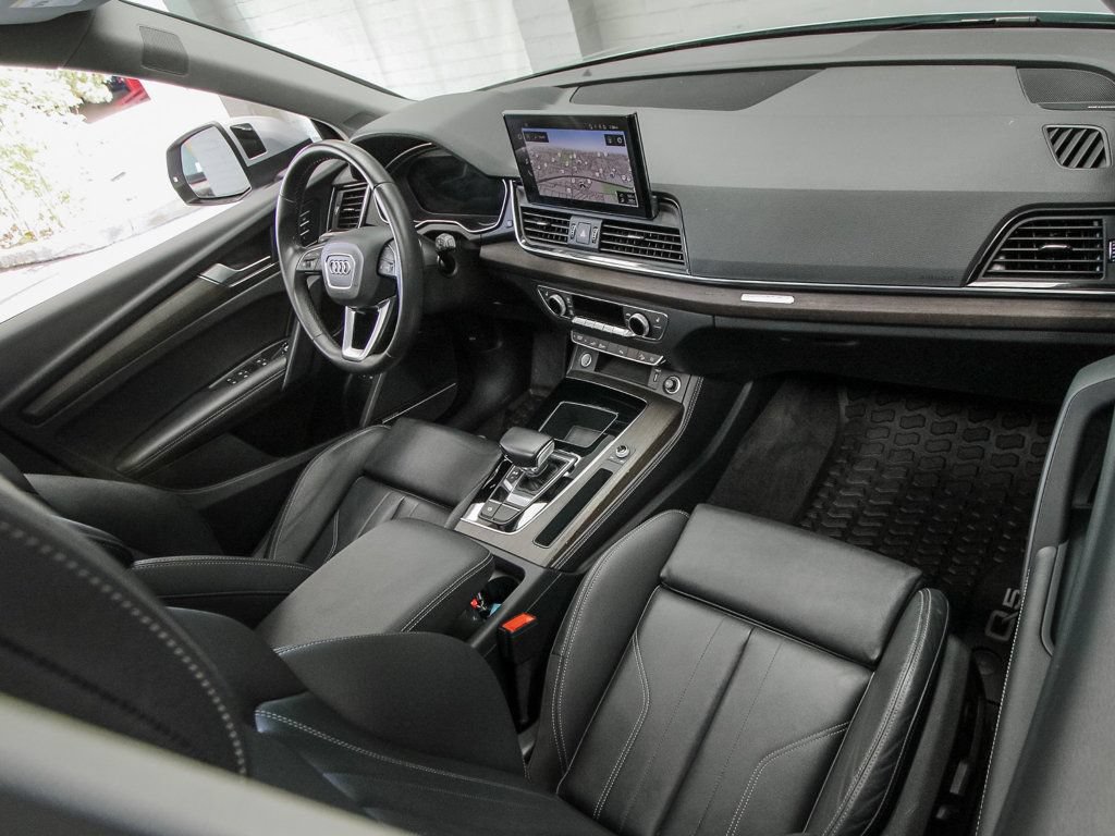 Used 2023 Audi Q5 e Premium Plus w/ Premium Plus Package AWD/4WD image 21