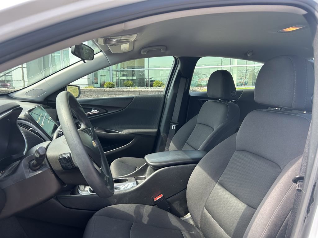Used 2022 Chevrolet Malibu LS image 10