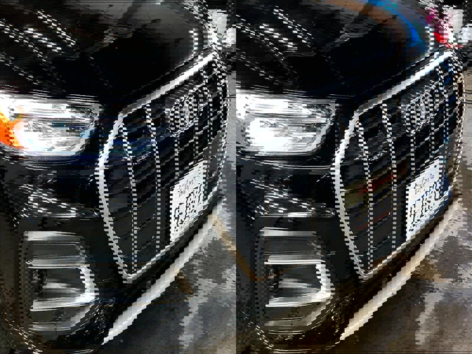 Used 2023 Audi Q5 2.0T Premium w/ Convenience Package image 32