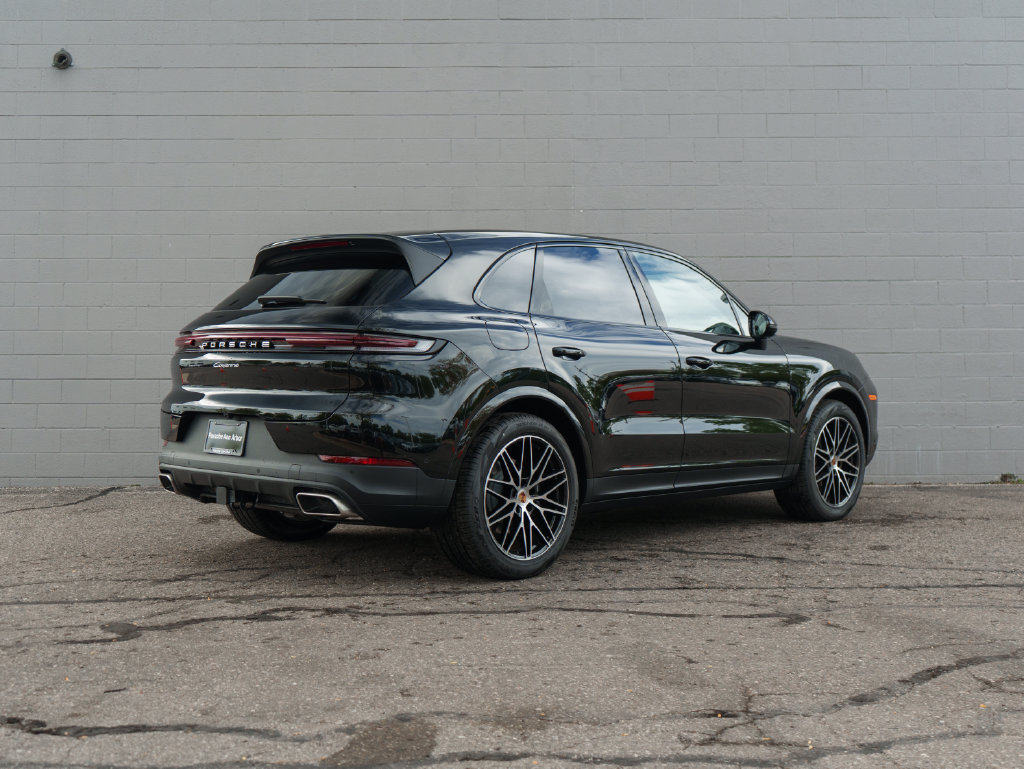 New 2026 Porsche Cayenne AWD/4WD image 7