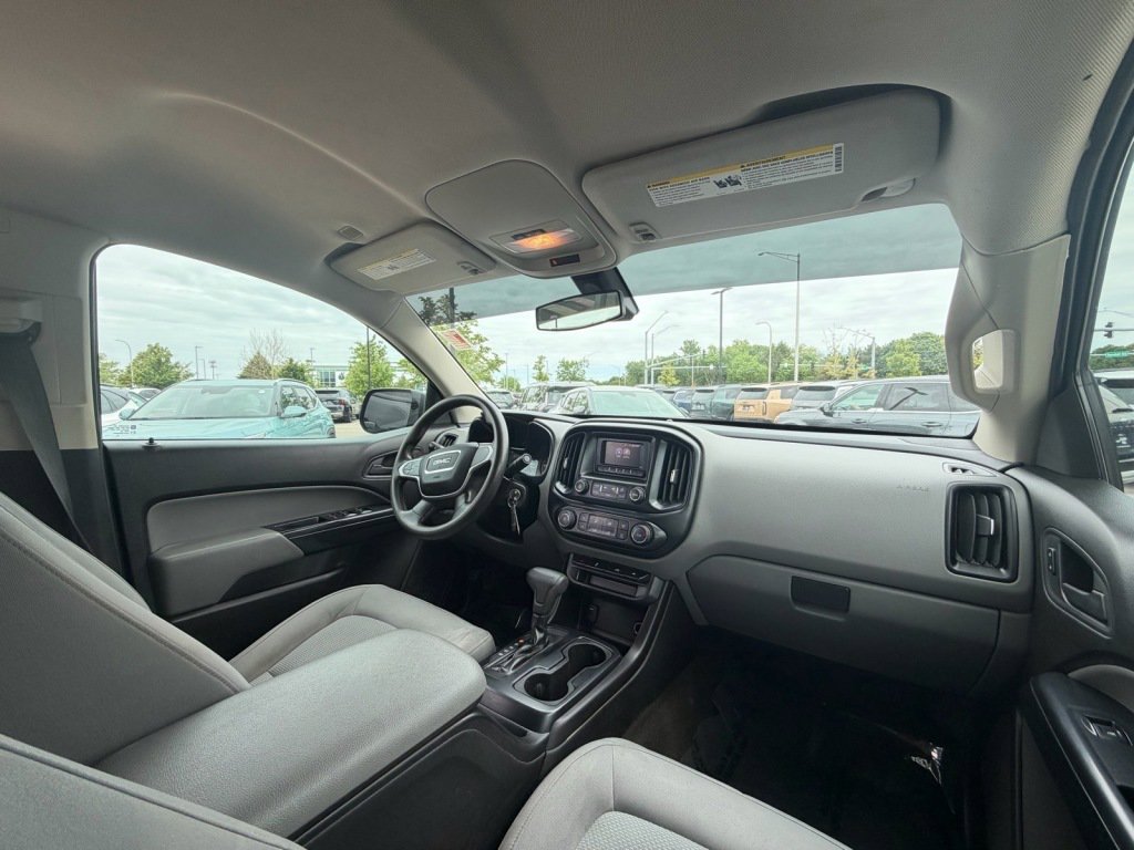 Used 2016 GMC Canyon 2WD Crew Cab w/ Convenience Package image 9
