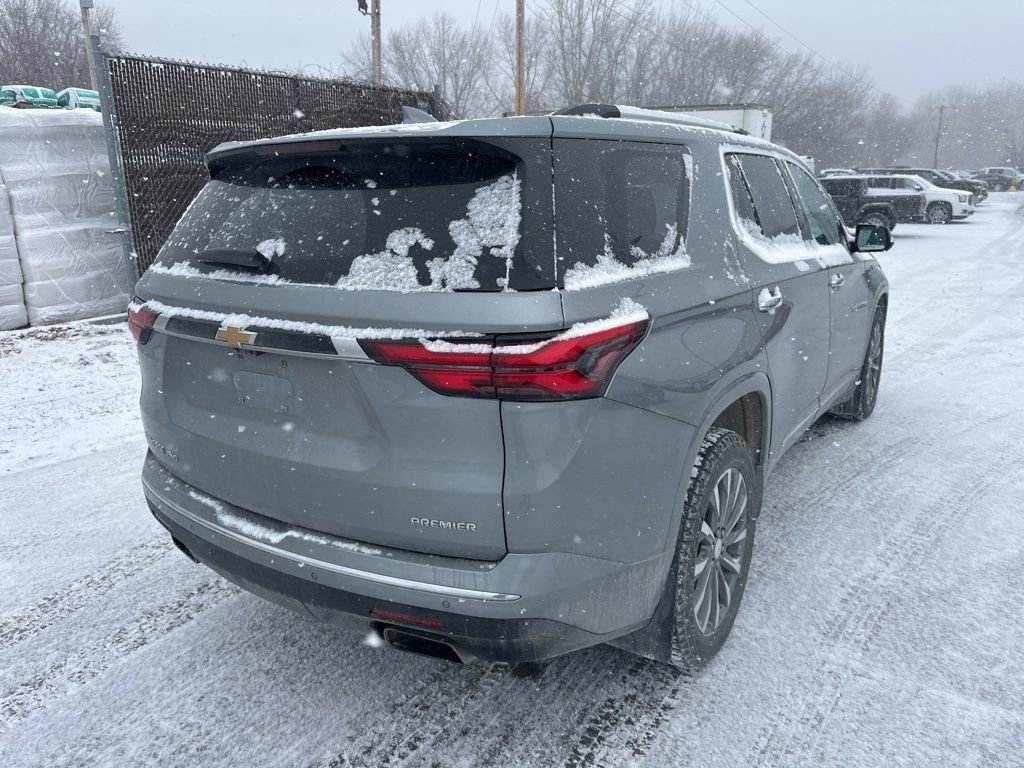 Used 2023 Chevrolet Traverse Premier image 7