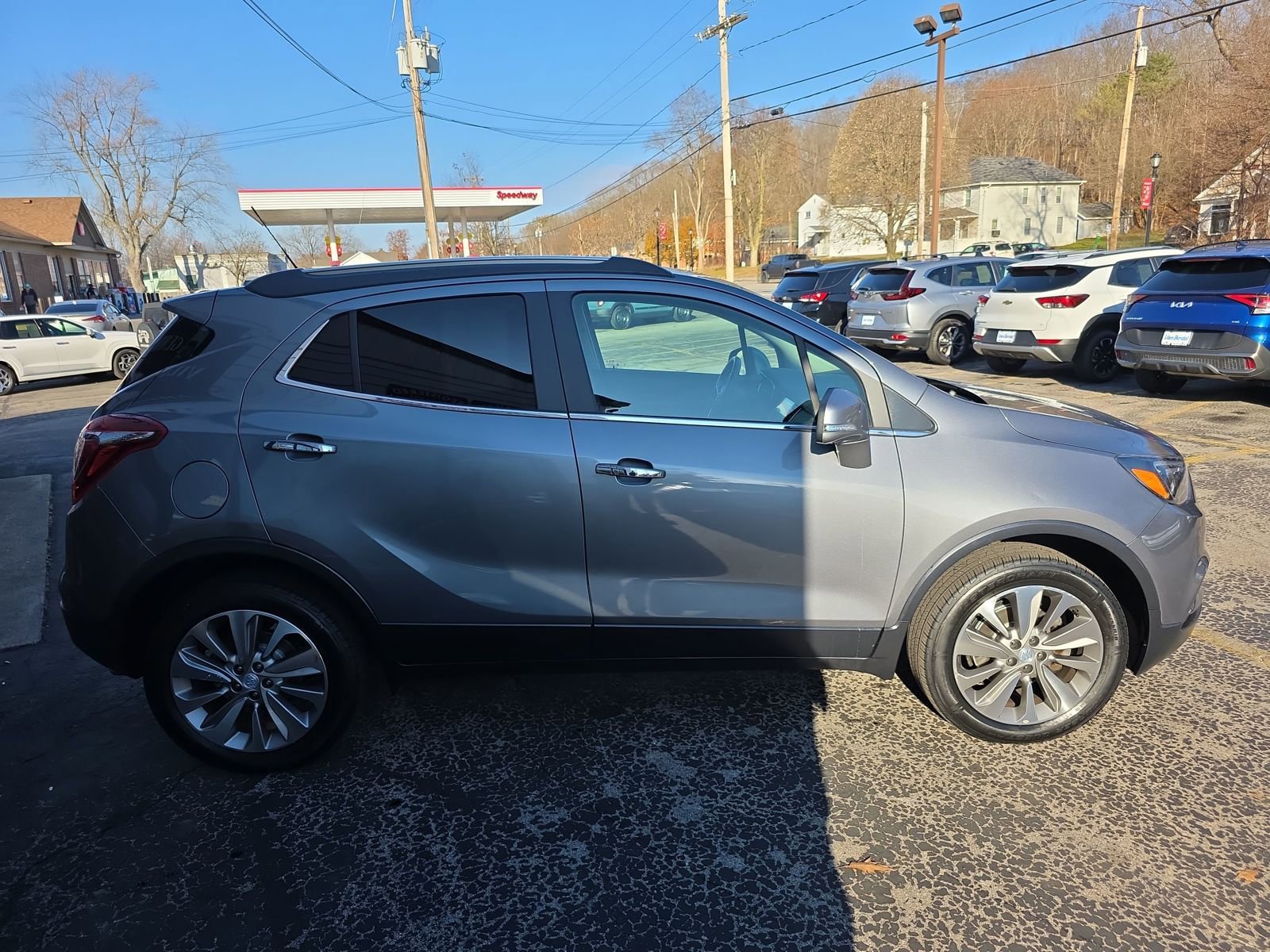 Used 2019 Buick Encore Preferred image 4