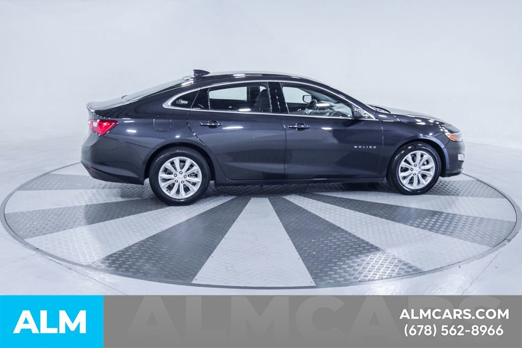 Used 2025 Buick Enclave Preferred image 11