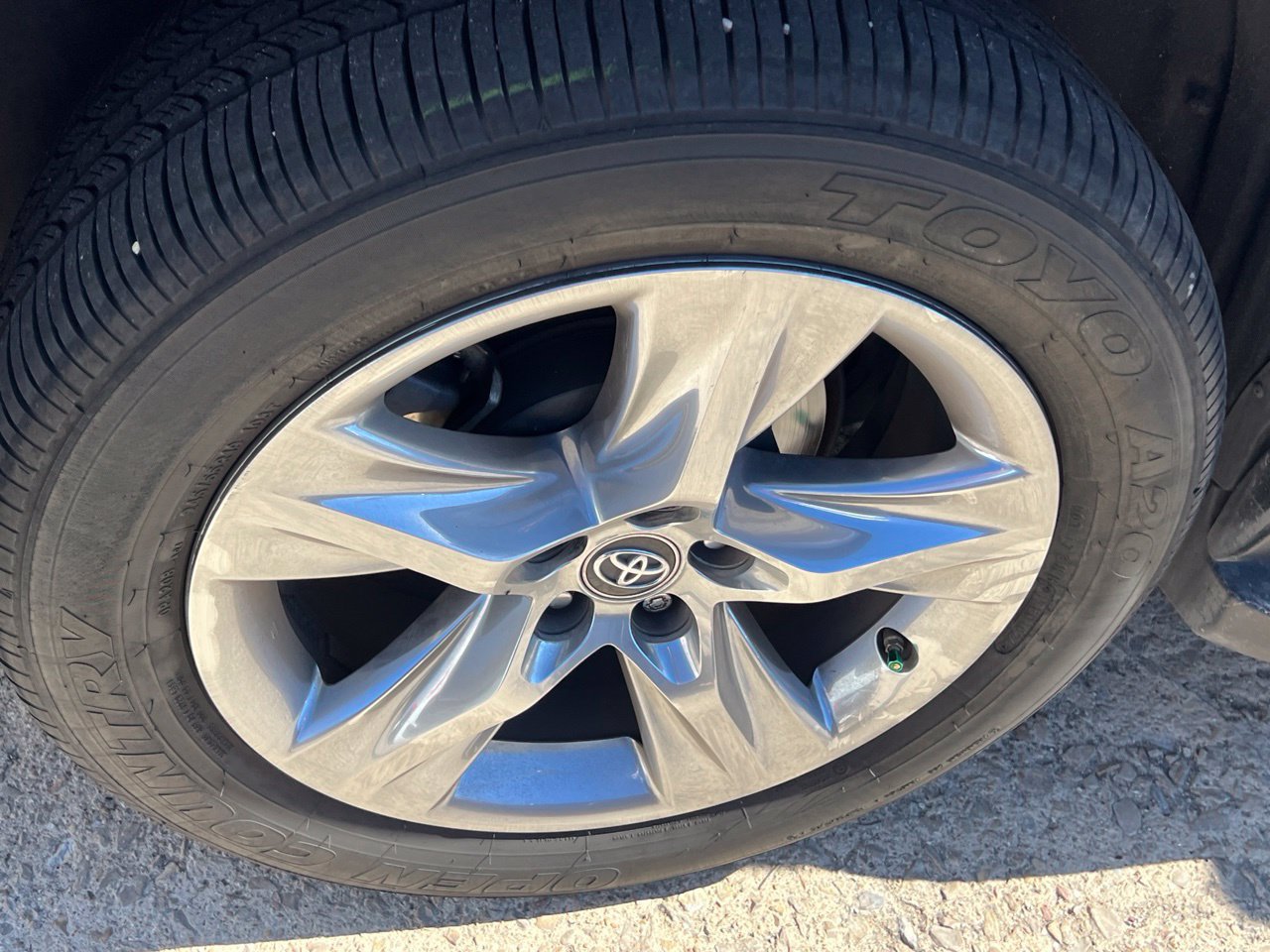 Used 2019 Toyota Highlander Limited FWD image 9