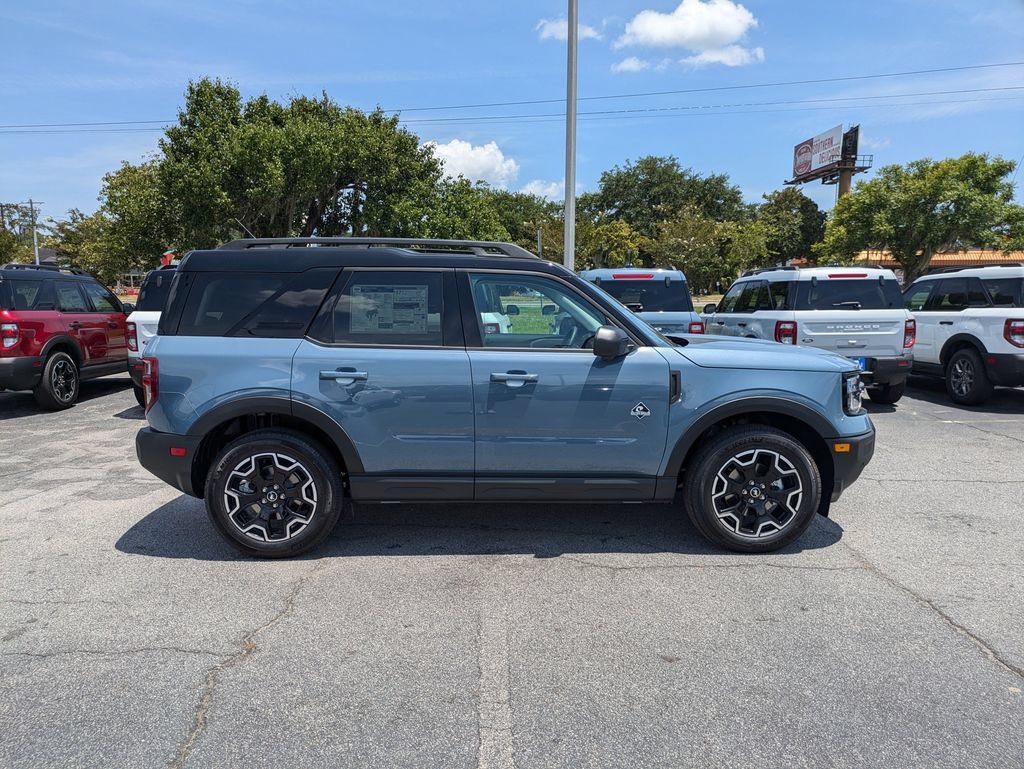 New 2026 Ford Bronco Sport Outer Banks w/ Outer Banks Tech Package+ AWD/4WD image 3