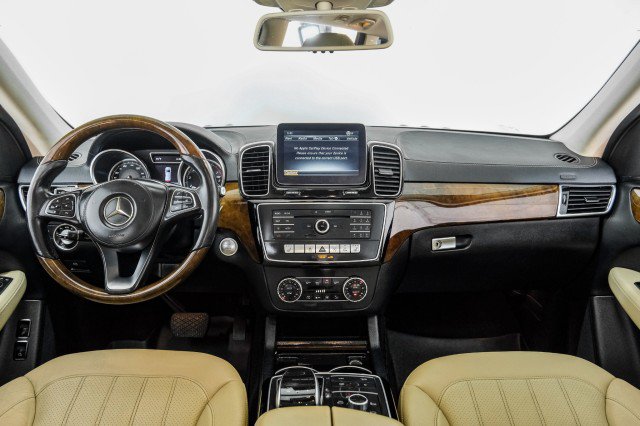 Used 2018 Mercedes-Benz GLS 450 4MATIC image 11