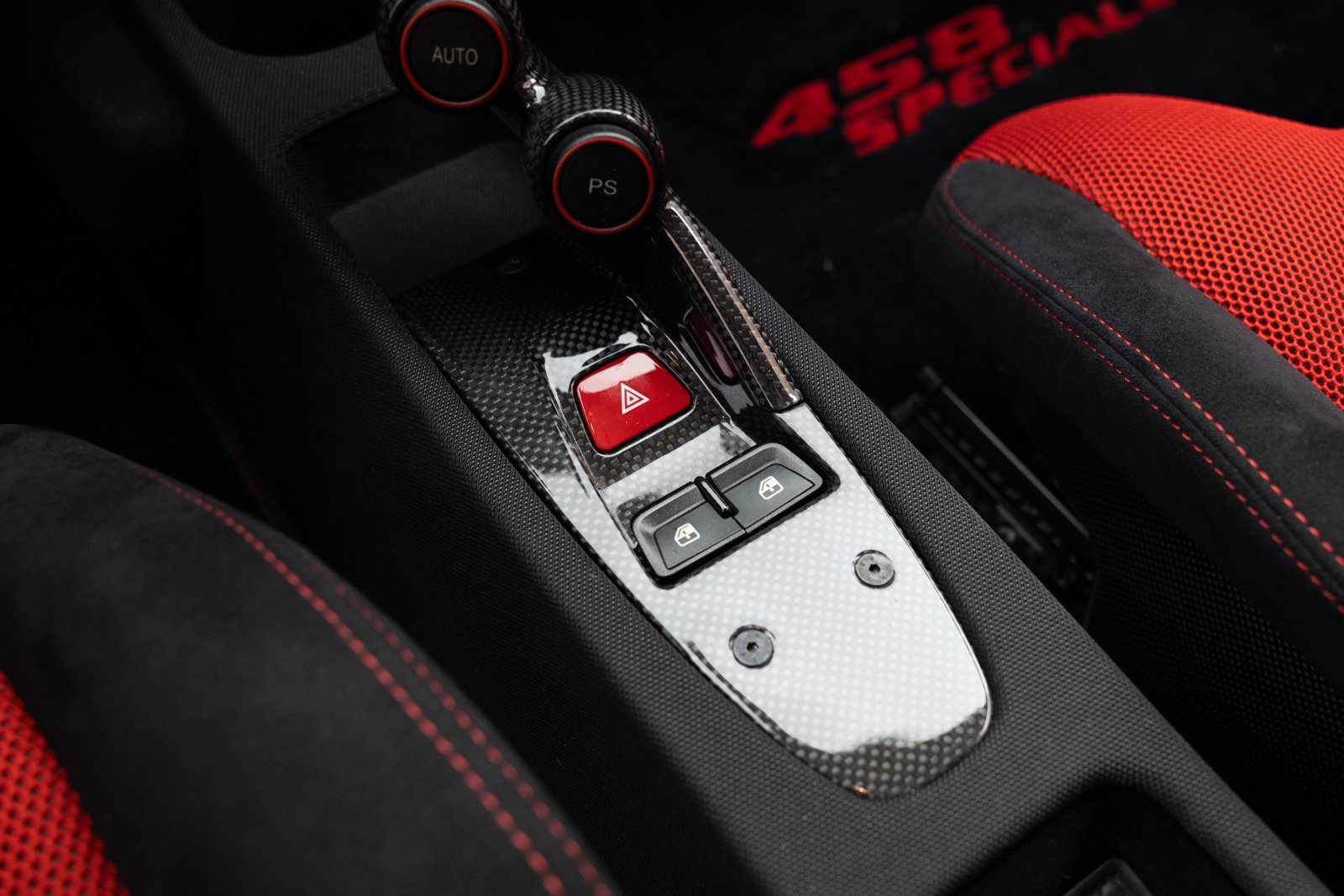 Used 2014 Ferrari 458 Speciale Coupe RWD image 68