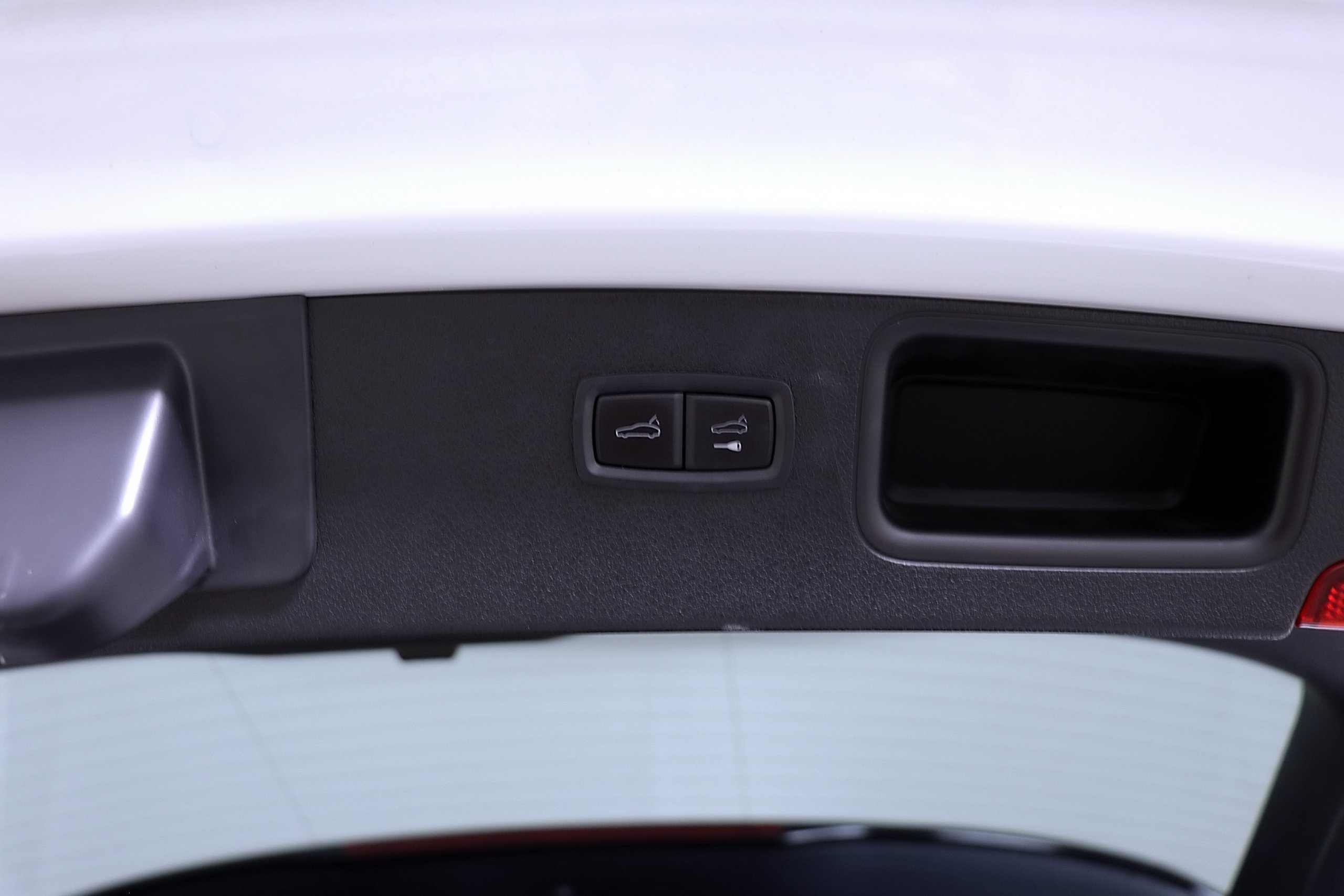 Used 2021 Porsche Macan AWD/4WD image 11