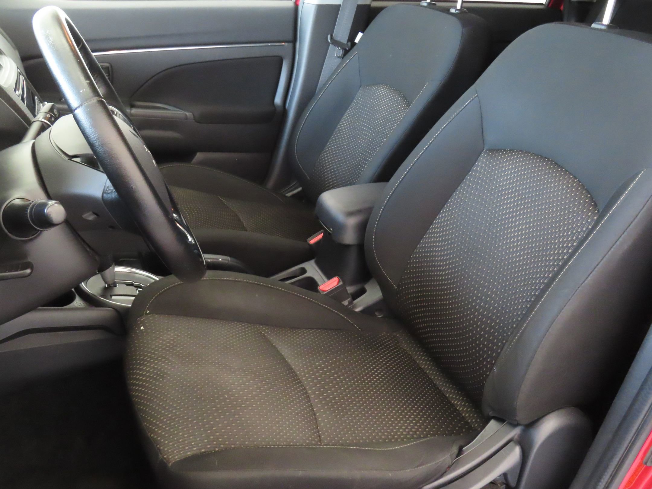 Used 2016 Mitsubishi Outlander Sport ES FWD image 13