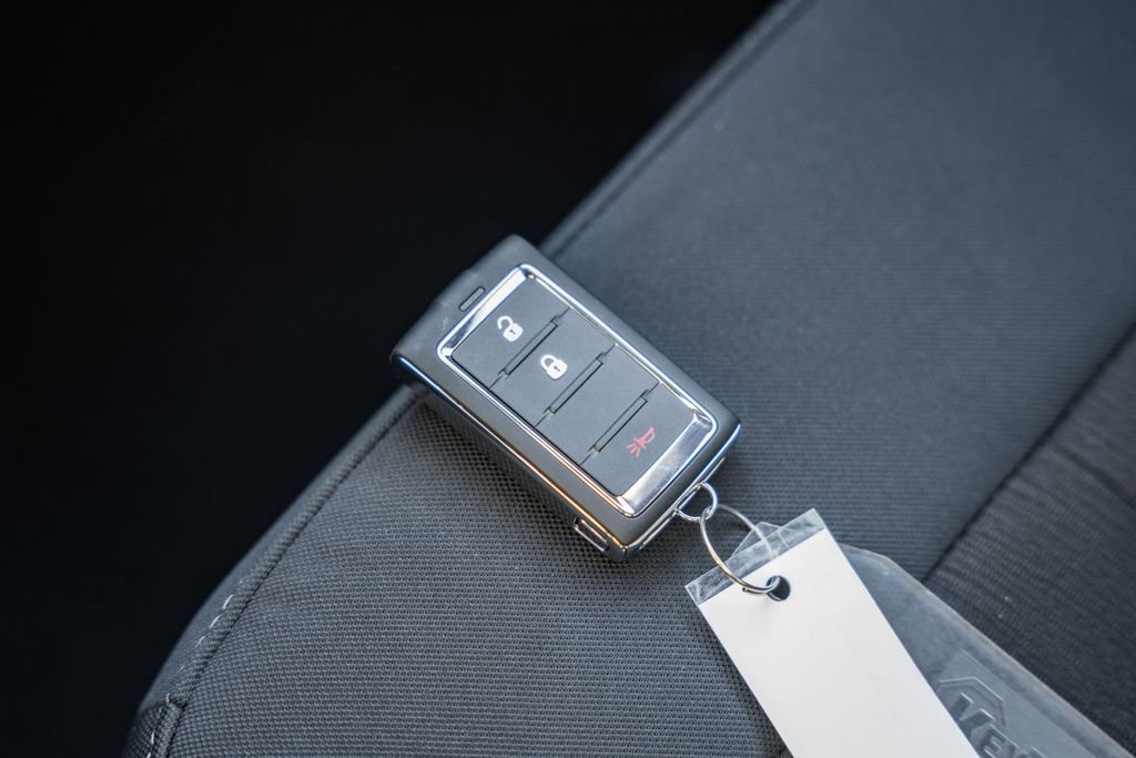 New 2025 Jeep Grand Cherokee Laredo X w/ MOPAR Finishing Package image 39