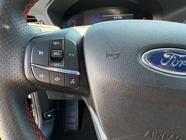 Used 2025 Ford Escape ST-Line AWD/4WD image 14
