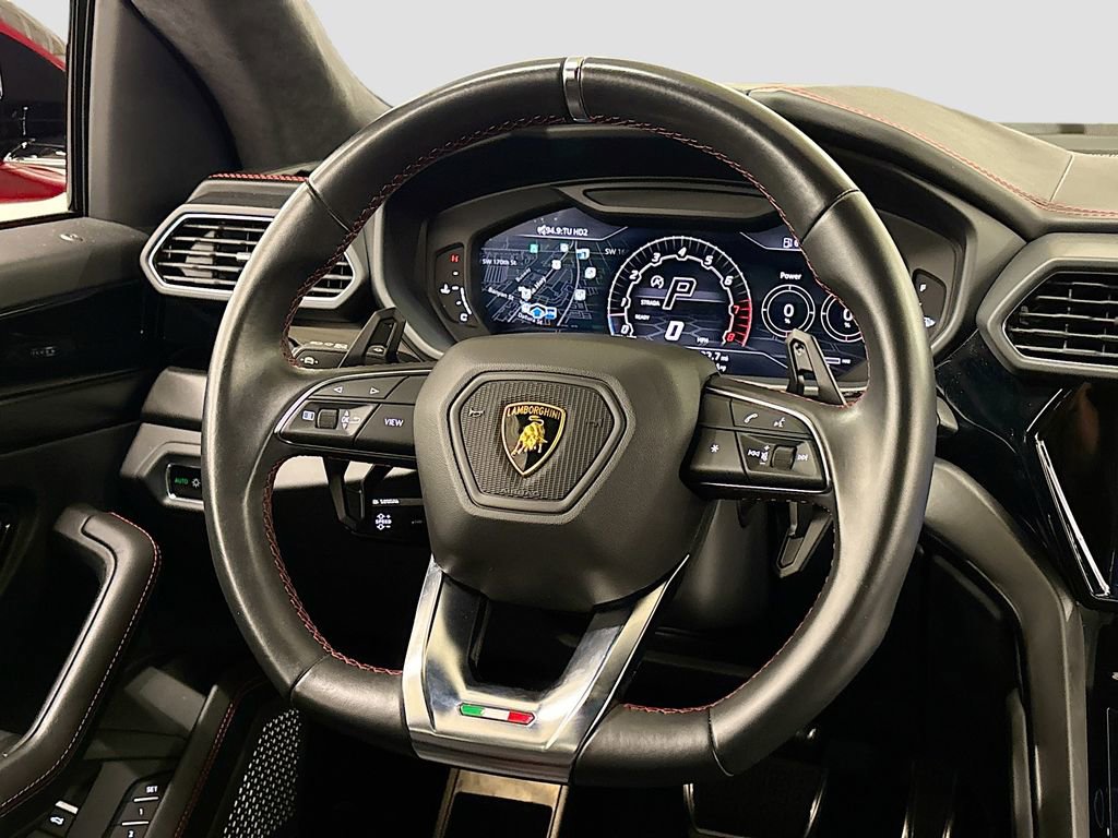 Used 2022 Lamborghini Urus image 18
