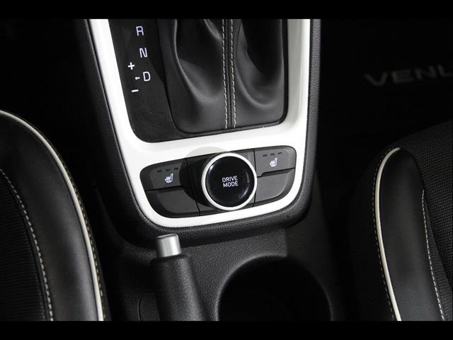 Certified 2022 Hyundai Venue Limited image 17