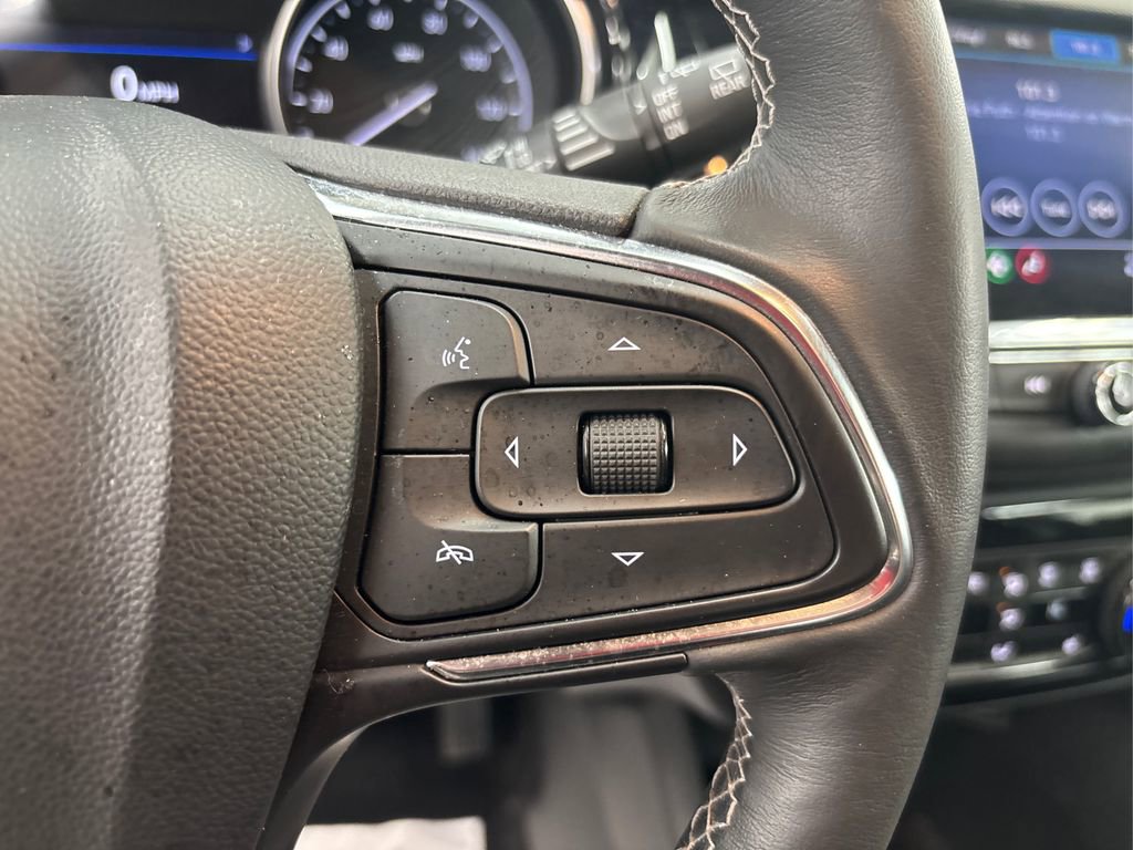 Used 2023 Buick Encore GX Essence w/ Experience Buick Package image 29