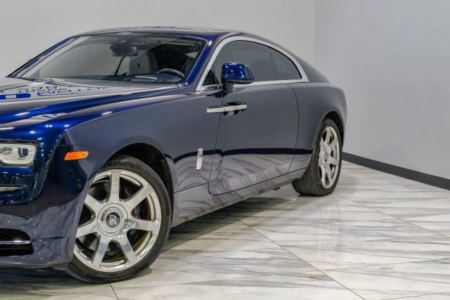 Used 2017 Rolls-Royce Wraith RWD image 8